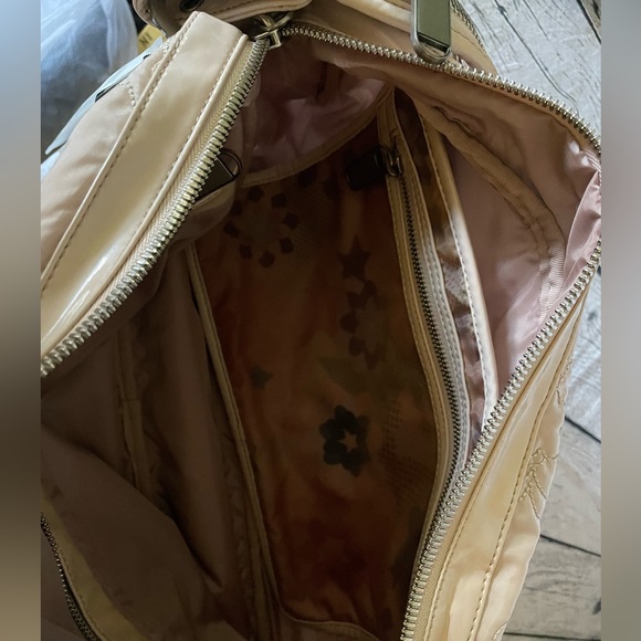 Stella McCartney LeSportsac NWT blush snap in pouch dust bag - Picture 4 of 10